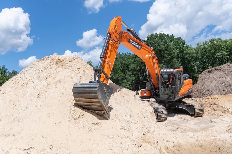 حفارات, حفارات متوسطة, DX235LC-7 image 2.